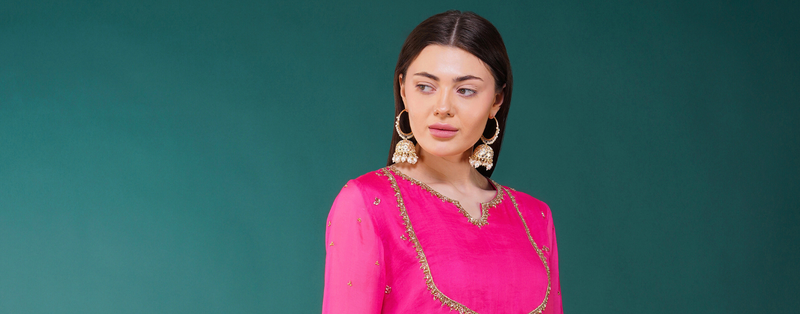 DRESS TO IMPRESS WITH ORGANZAE