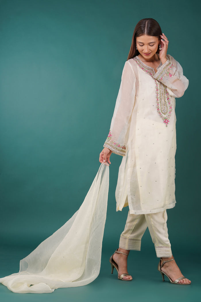 Pansy Kurta Set