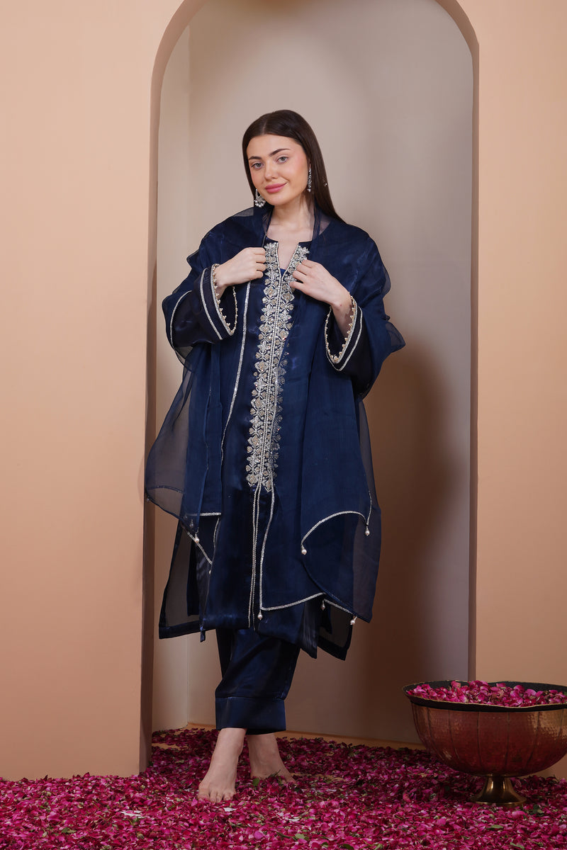 Queen of the Night Blue