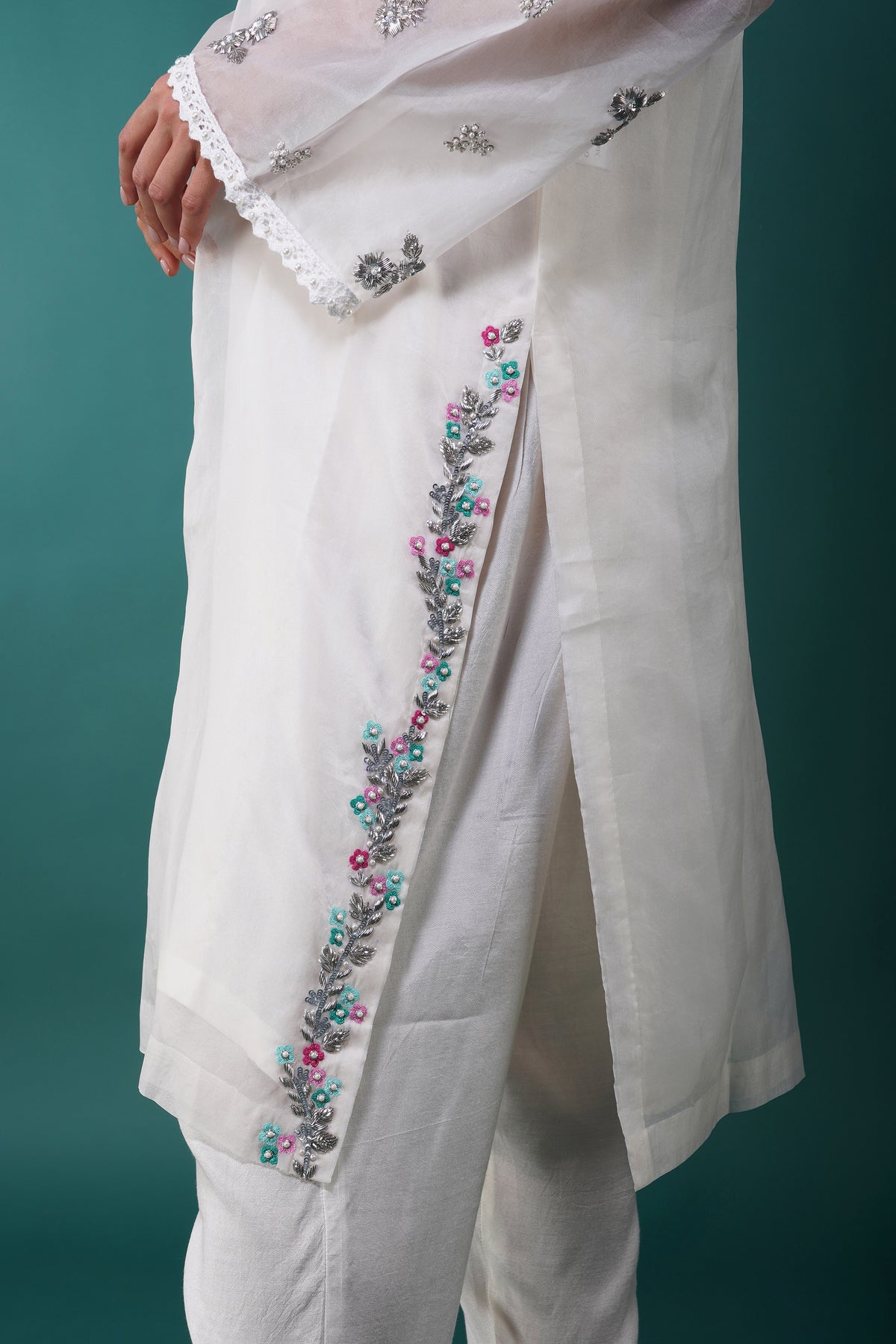 Visteria Organza Kurta Set