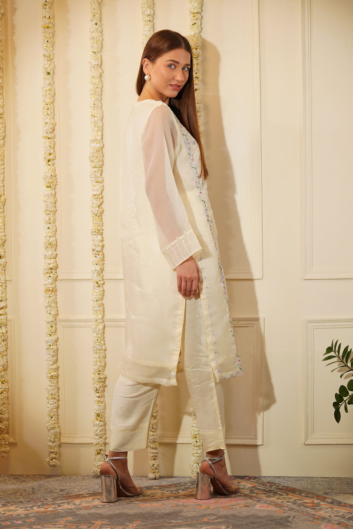 Buttercups Organza Kurta Set