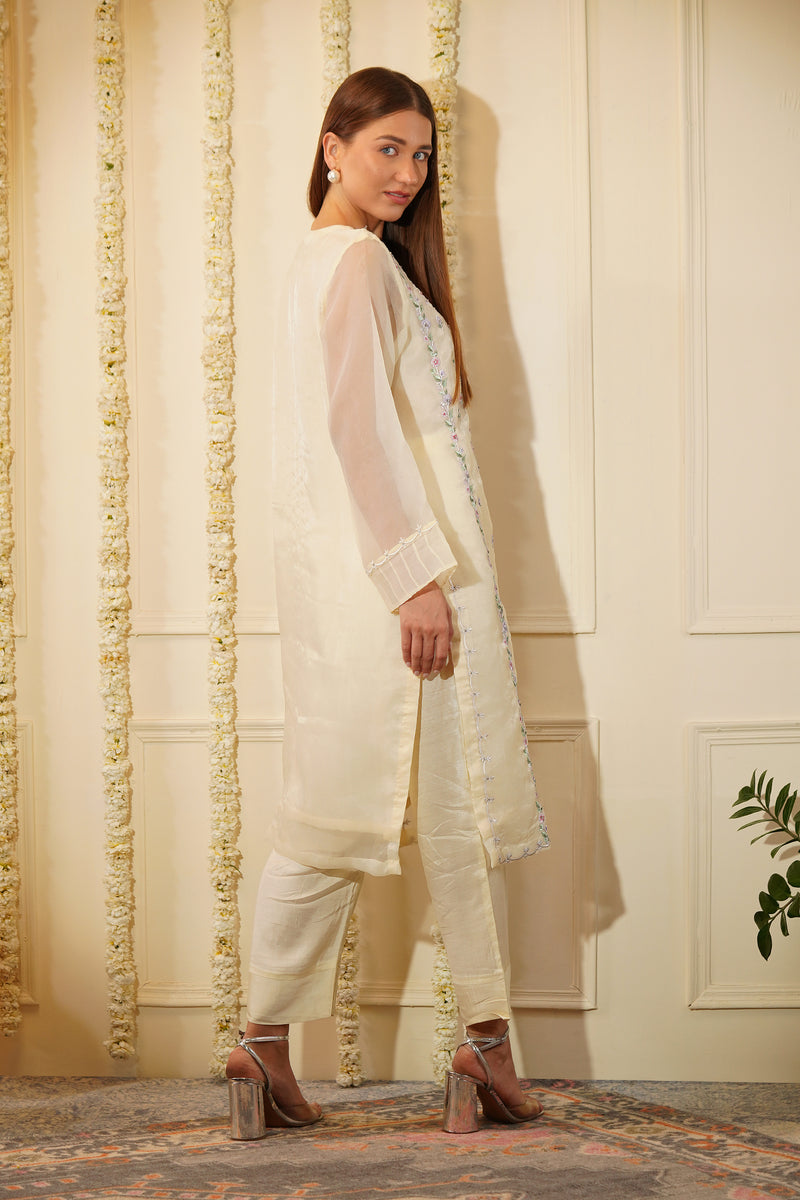 Buttercups Organza Kurta Set