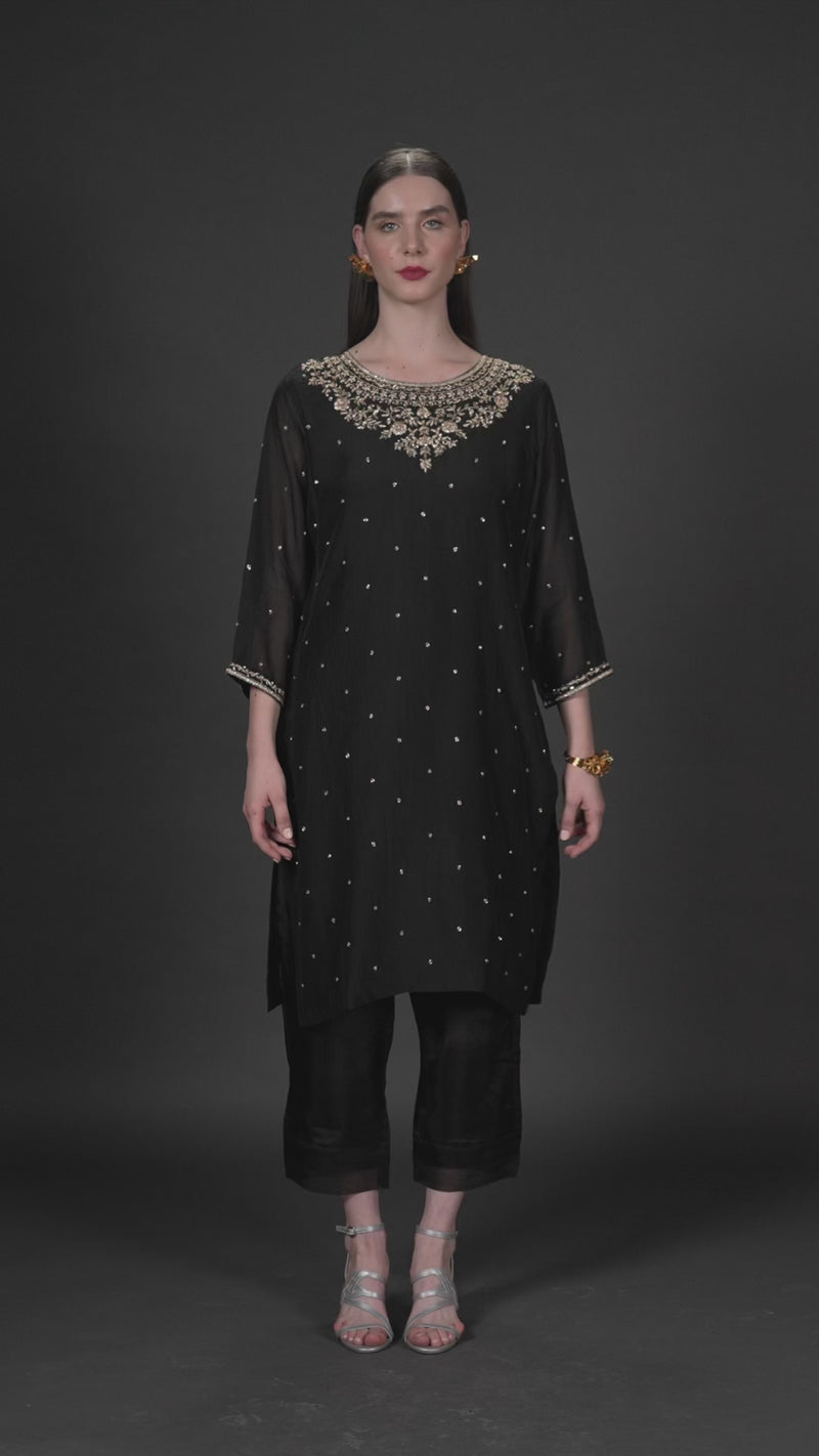 Geranium Organza Kurta Set