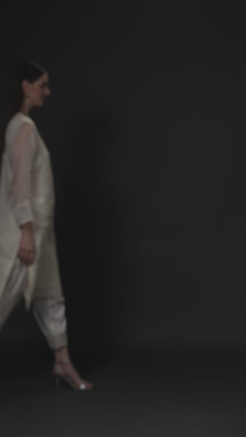 White Geranium Organza Kurta Set